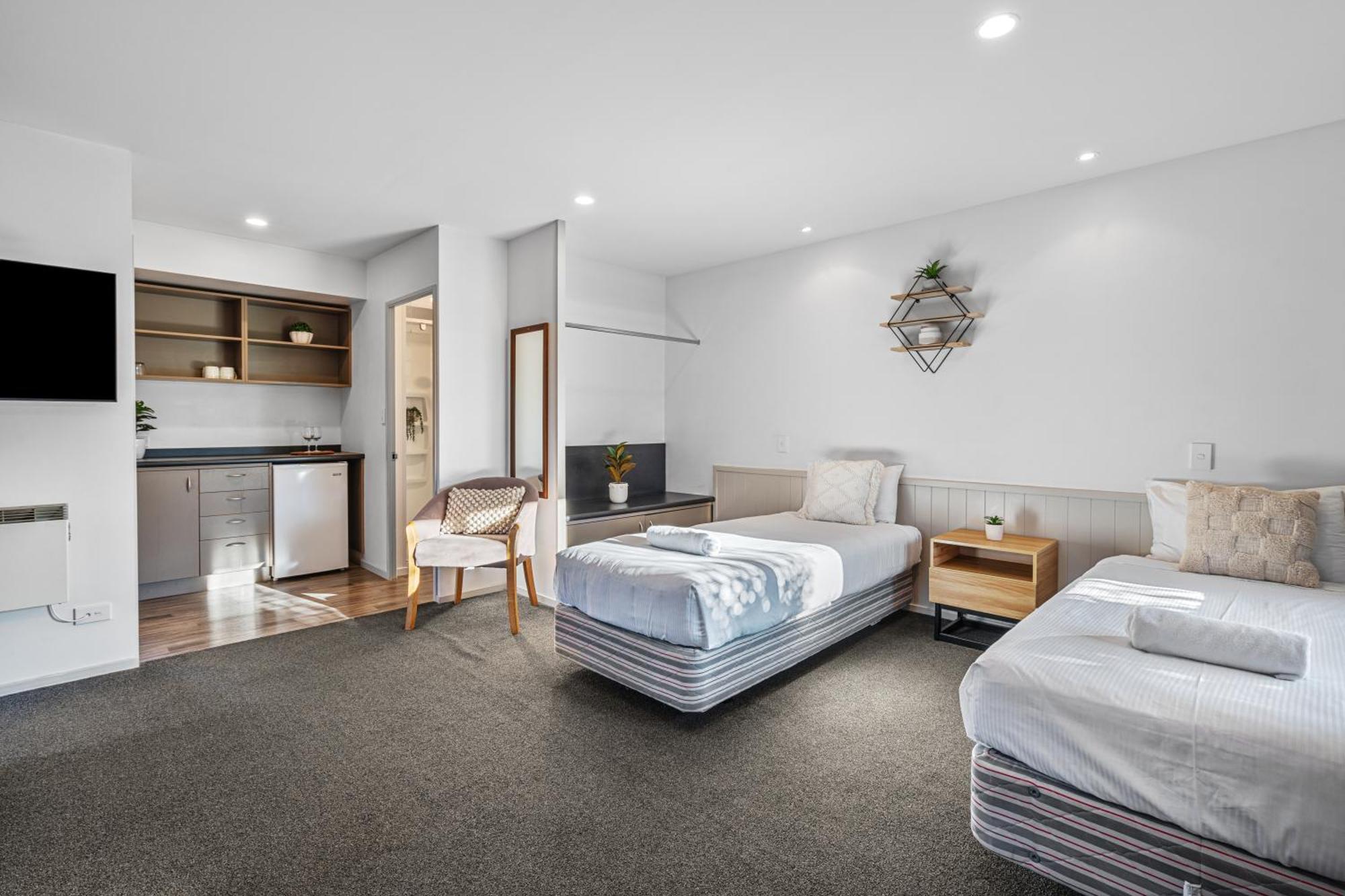 Tasman Holiday Parks - Те-Анау Экстерьер фото Studio